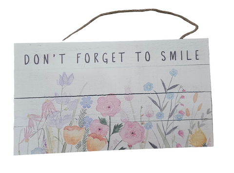 SG217S4525M ORIGINAL BARN DONT FORGET TO SMILE WOODEN PLAQUE
