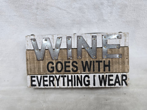 830352 GLITZHOME "WINE GOES WITH EVERYTHING I WEAR"