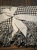873953 GLITZHOME THROW BLANKET