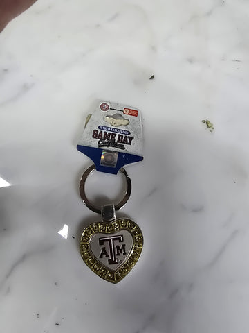 GAME DAY OUTFITTERS TEXAS A&M HEART KEYRING