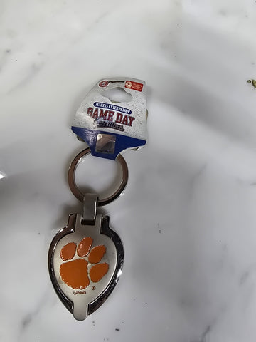 GAME DAY OUTFITTERS CLEMSON TIGERS KEYRING