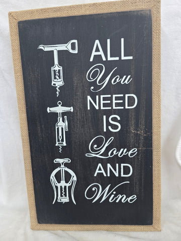 023109 GLITZHOME "ALL YOU NEED IS LOVE AND WINE" BURLAP WOOD