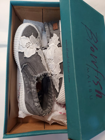 BLOWFISH COCO LACE FLORAL DISTRESSED GRAY SNEAKER