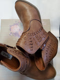 VERY-G AZTECA COGNAC ANKLE BOOT
