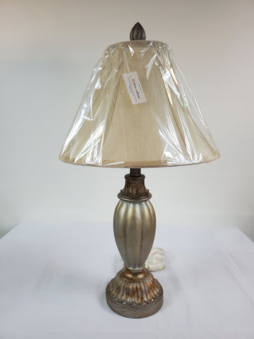 13435 Home Interiors Resin Rustic Color Table Lamp