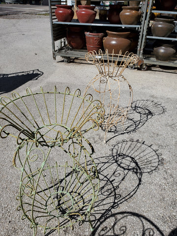 Planter Wire Stand-2 Pots/Rustic Metal Wire